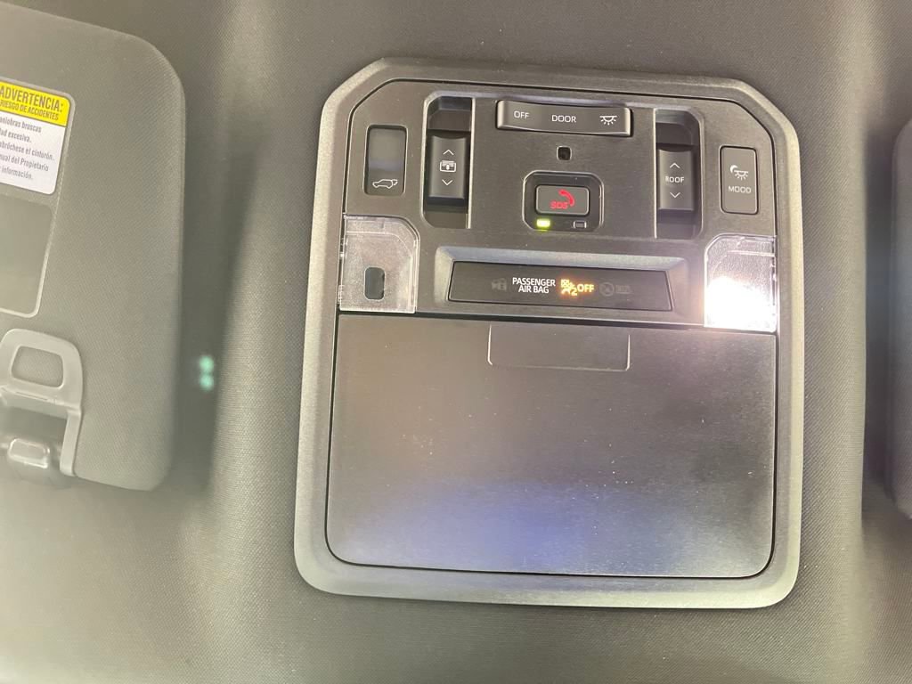 New 2025 Toyota Sequoia Platinum image 29