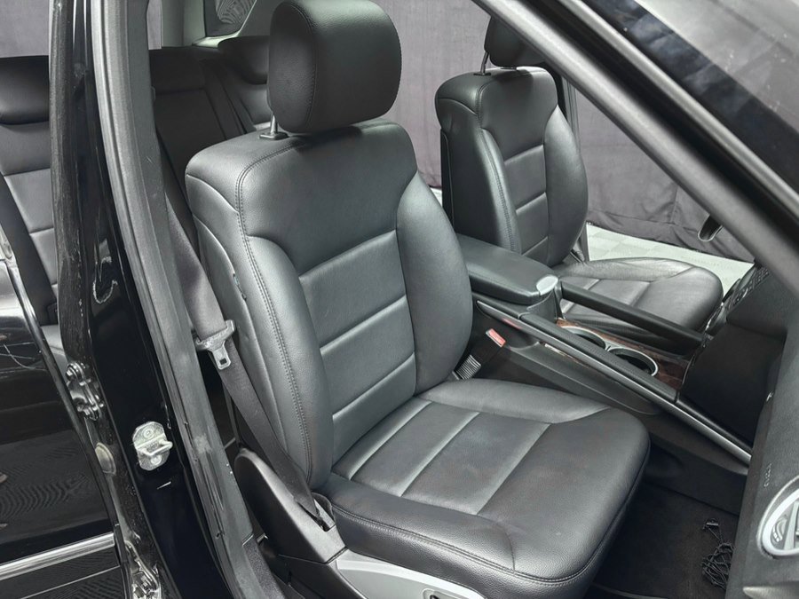 Used 2010 Mercedes-Benz ML 550 4MATIC image 31
