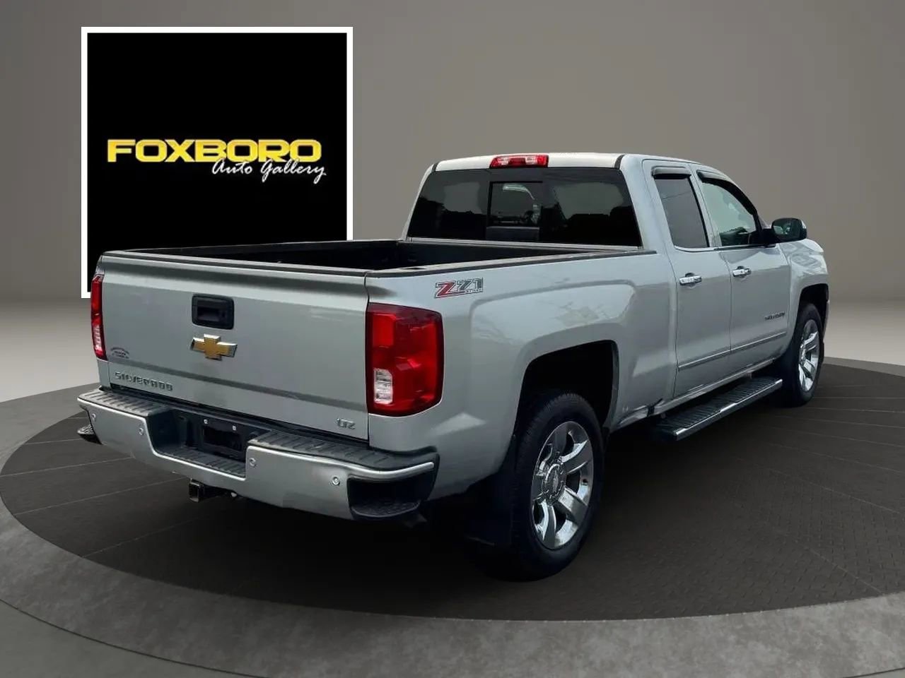 Used 2017 Chevrolet Silverado 1500 LTZ Z71 w/ LTZ Plus Package image 5