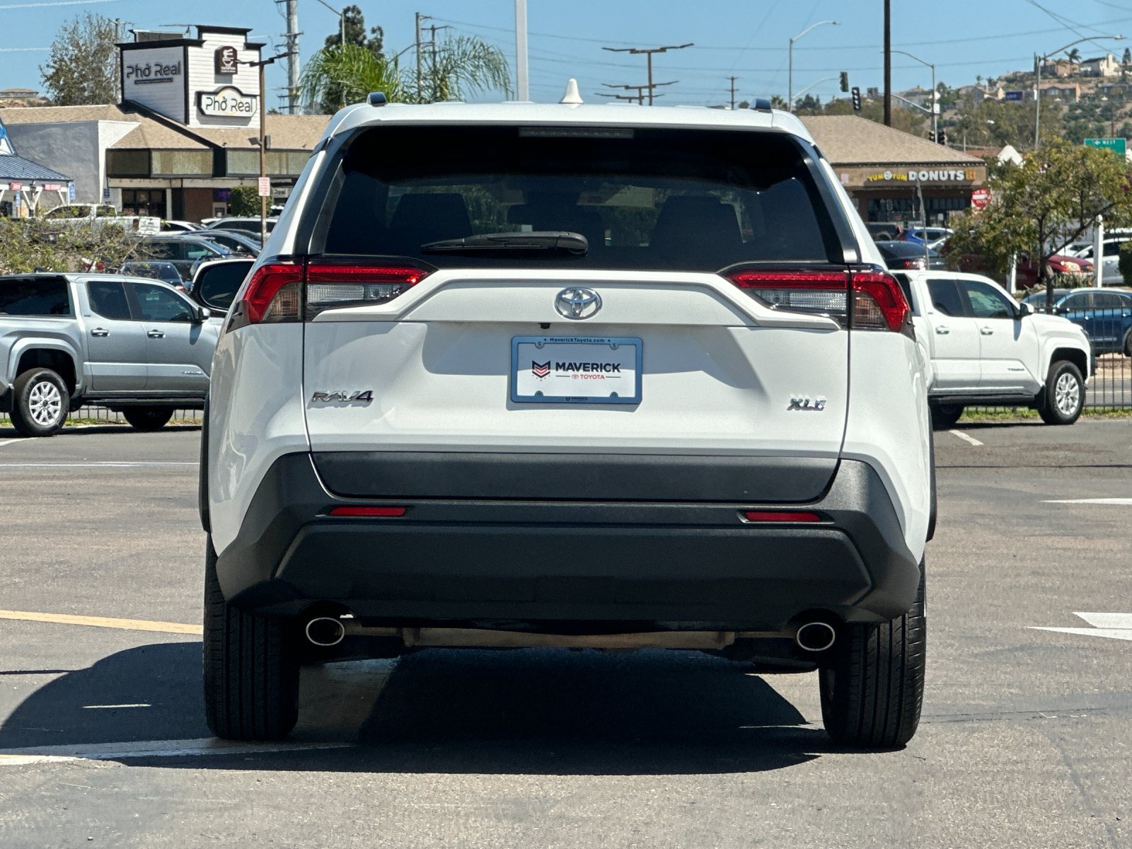 Used 2025 Toyota RAV4 XLE FWD image 4