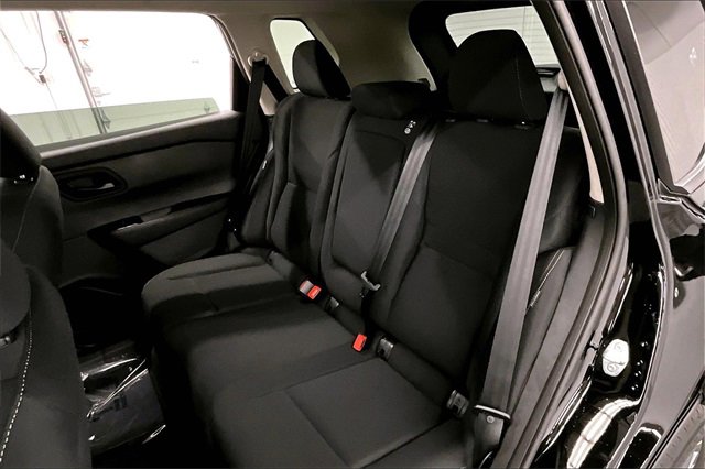New 2026 Nissan Rogue S image 10