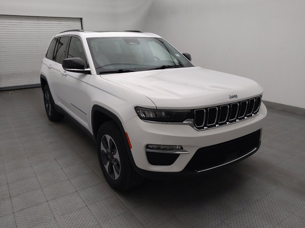 Used 2024 Jeep Grand Cherokee Limited 4xe AWD/4WD image 13