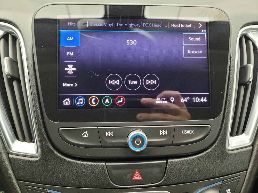 Used 2019 Chevrolet Malibu Premier FWD image 25