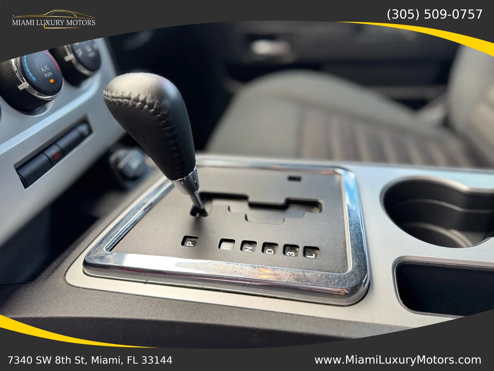 Used 2009 Dodge Challenger SE image 21