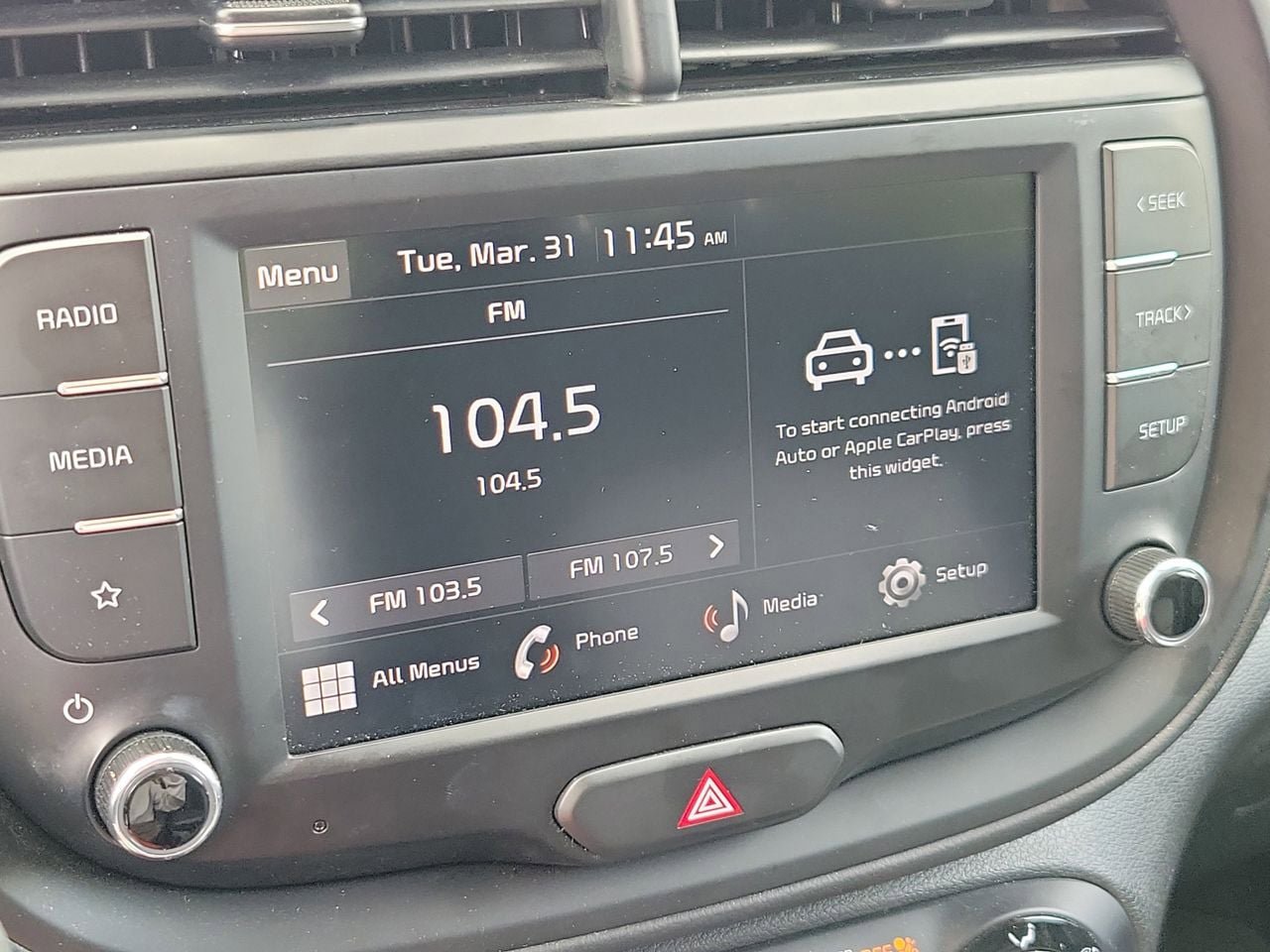 Used 2025 Kia Soul LX w/ LX Technology Package FWD image 23