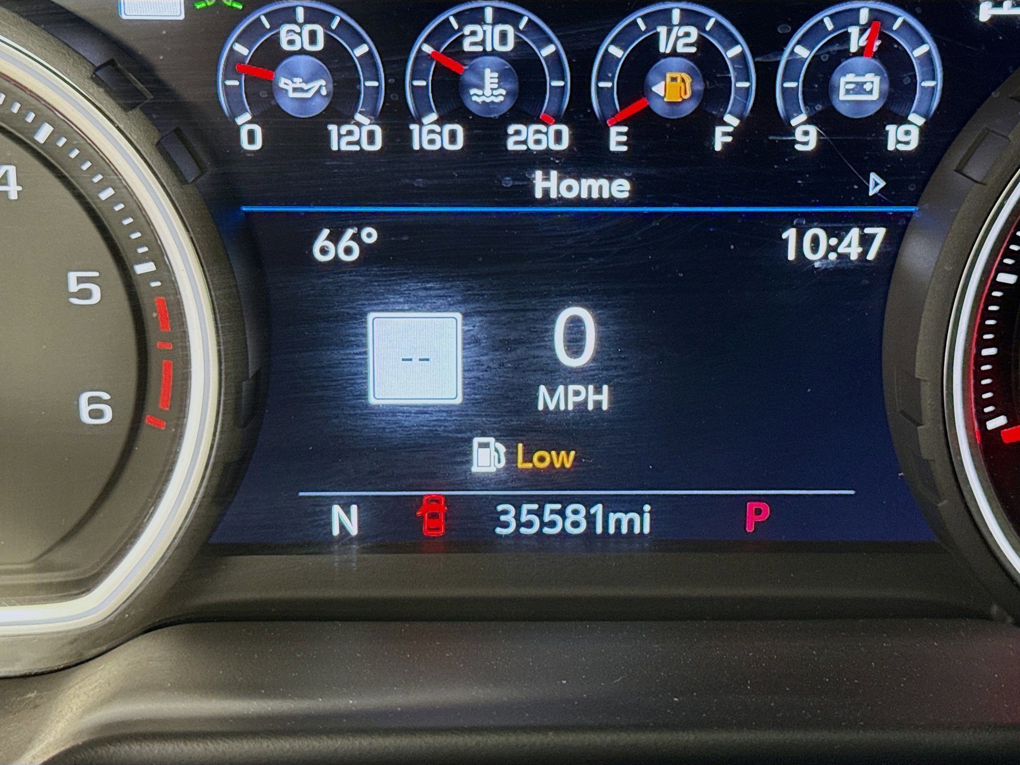 Used 2021 Chevrolet Suburban High Country AWD/4WD image 12