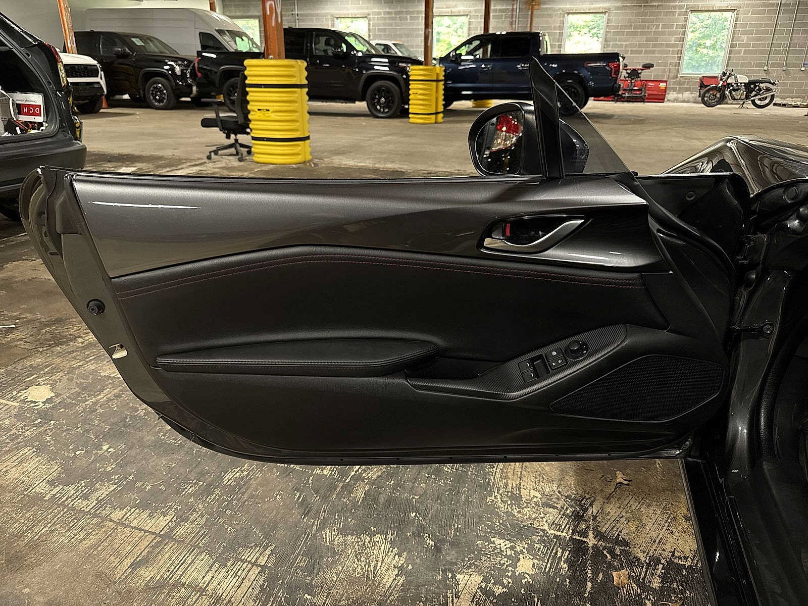 Used 2019 MAZDA MX-5 Miata RF Grand Touring RWD image 27