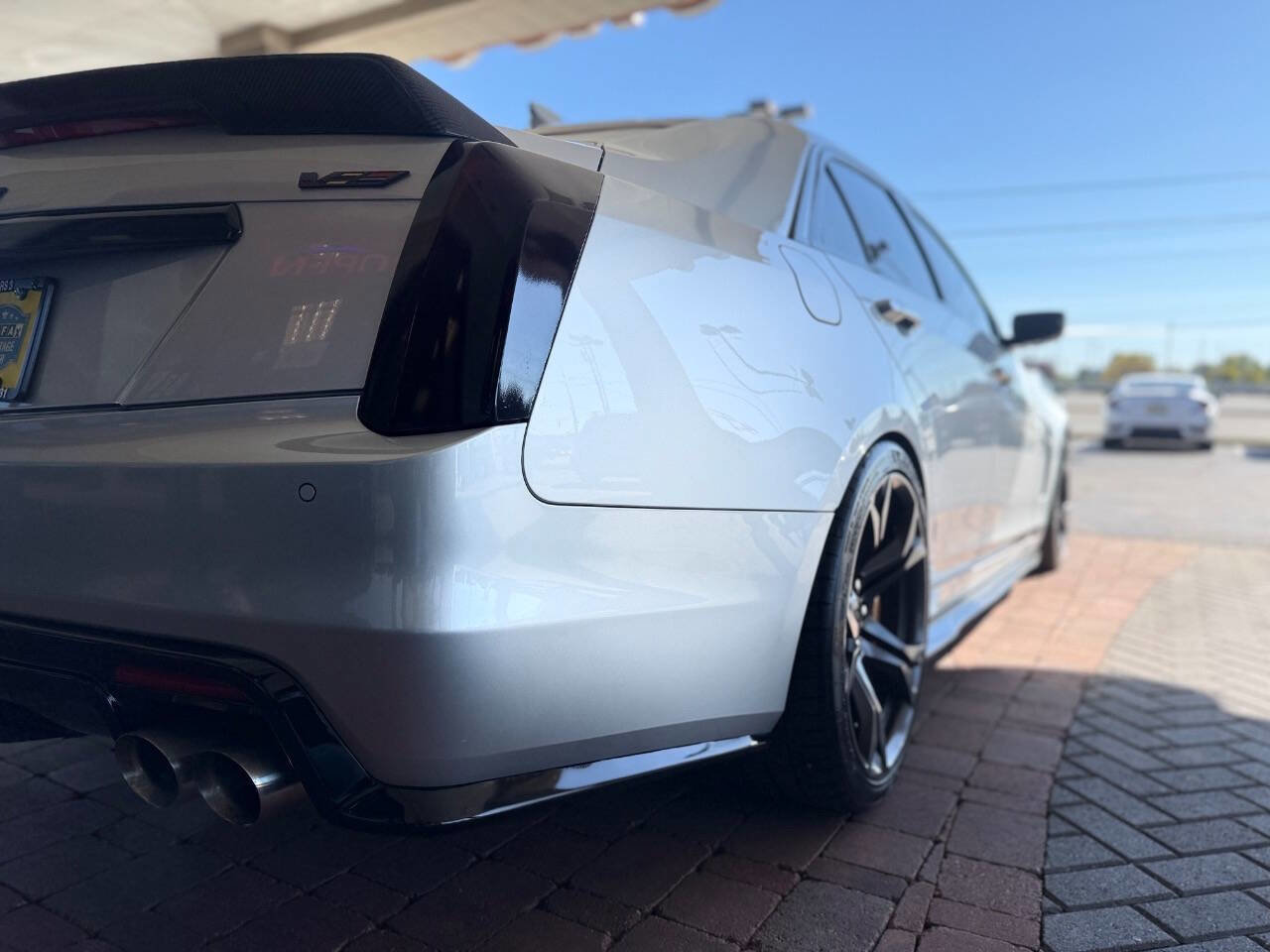 Used 2016 Cadillac CTS V w/ Luxury Package image 15