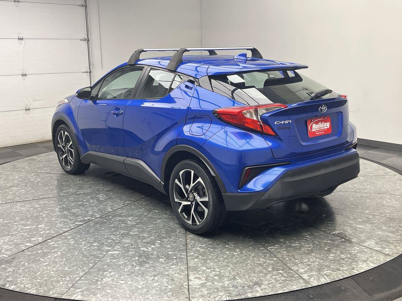 Used 2019 Toyota C-HR XLE FWD image 25