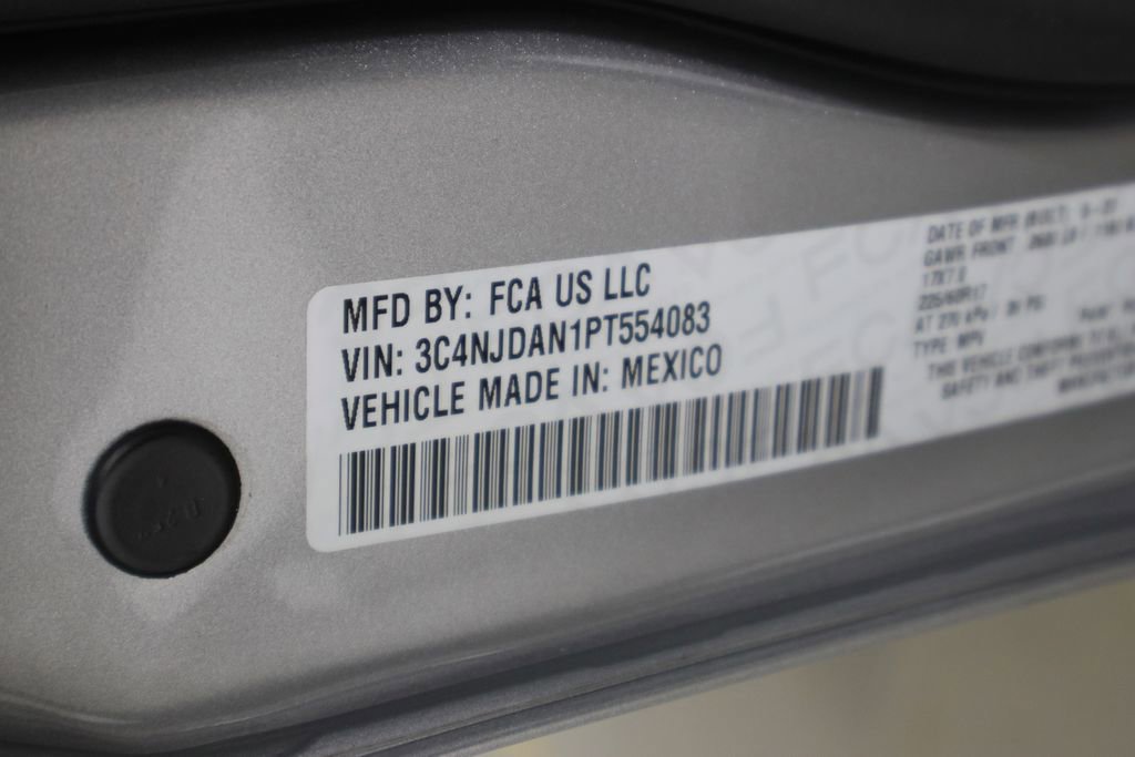 Used 2023 Jeep Compass Sport image 35