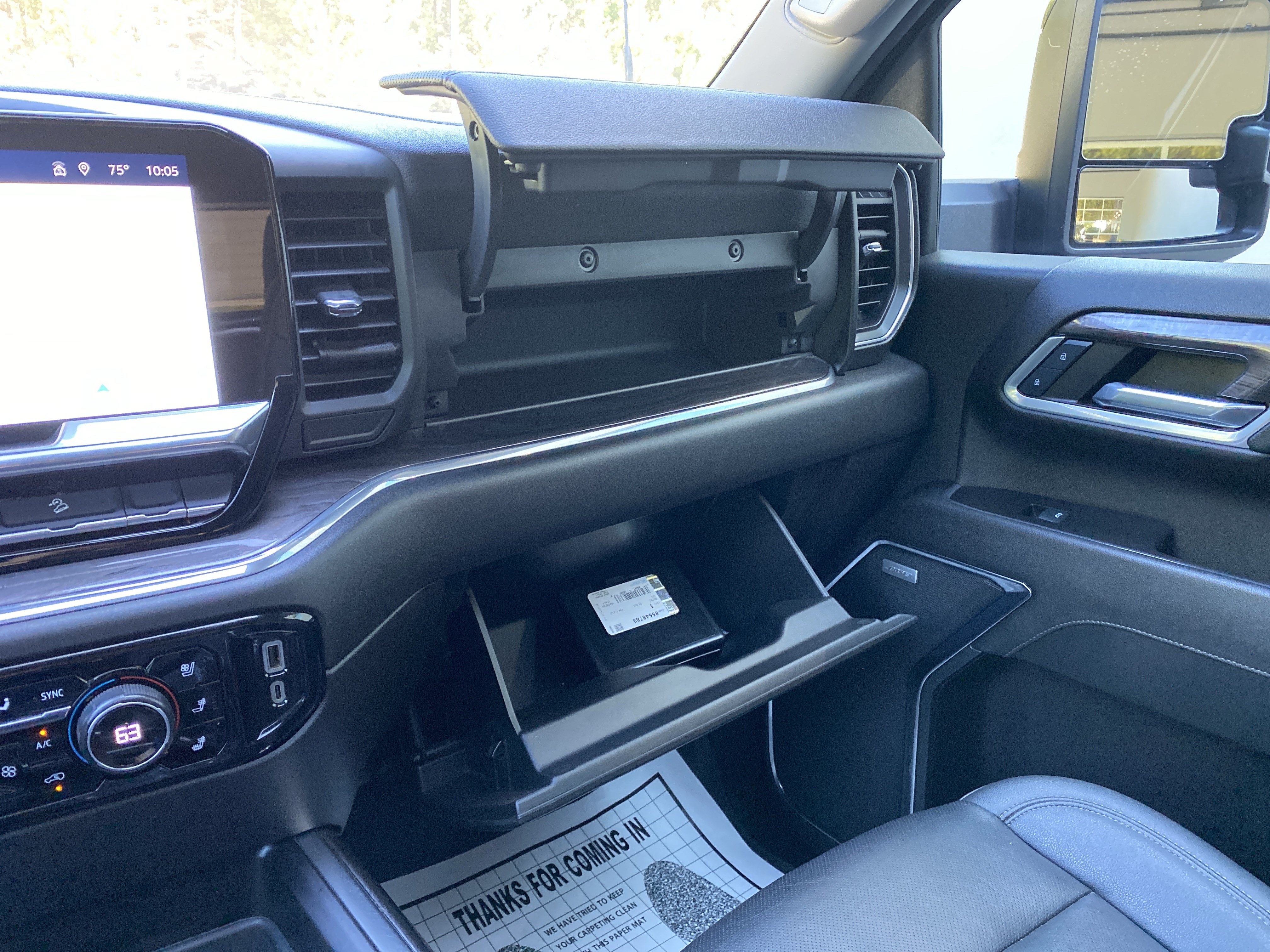 Used 2024 Chevrolet Silverado 2500 LTZ w/ LTZ Plus Package AWD/4WD image 33