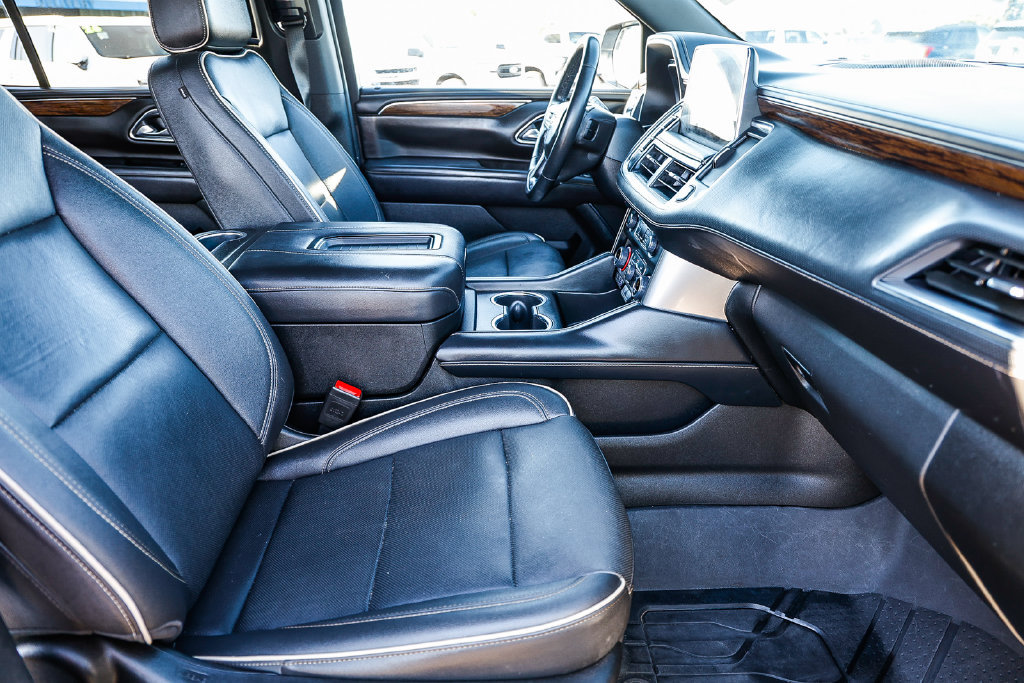 Used 2024 Chevrolet Tahoe Premier AWD/4WD image 36