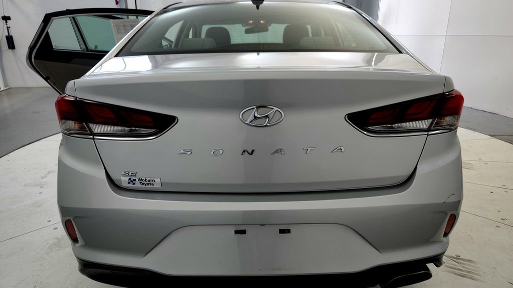 Used 2018 Hyundai Sonata SE w/ Cargo Package FWD image 13