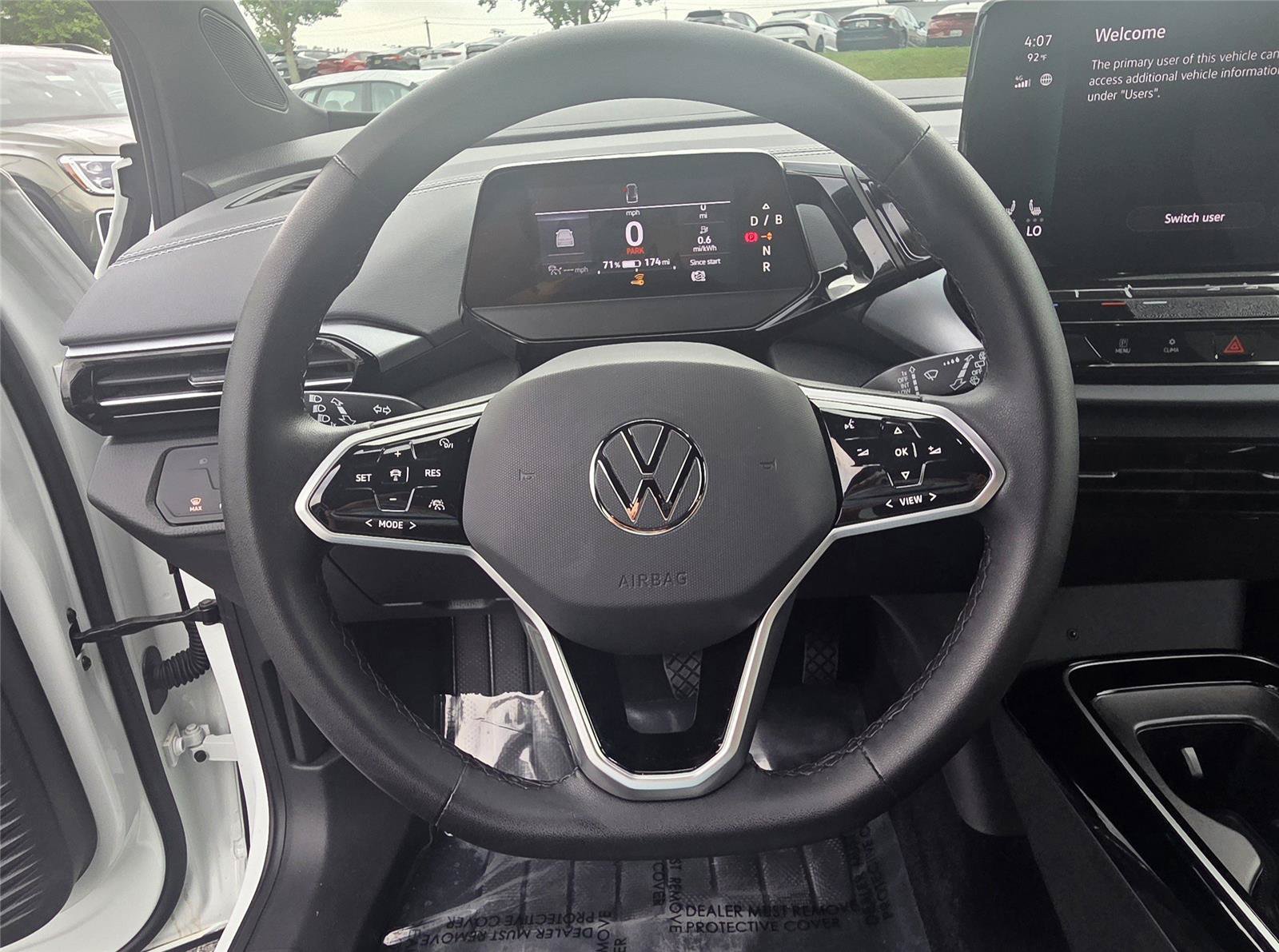 Certified 2023 Volkswagen ID.4 Pro AWD/4WD image 17