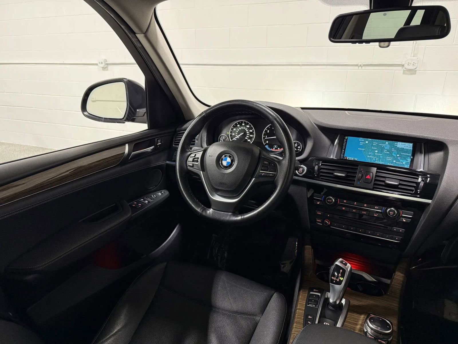 Used 2015 BMW X3 xDrive28i AWD/4WD image 25