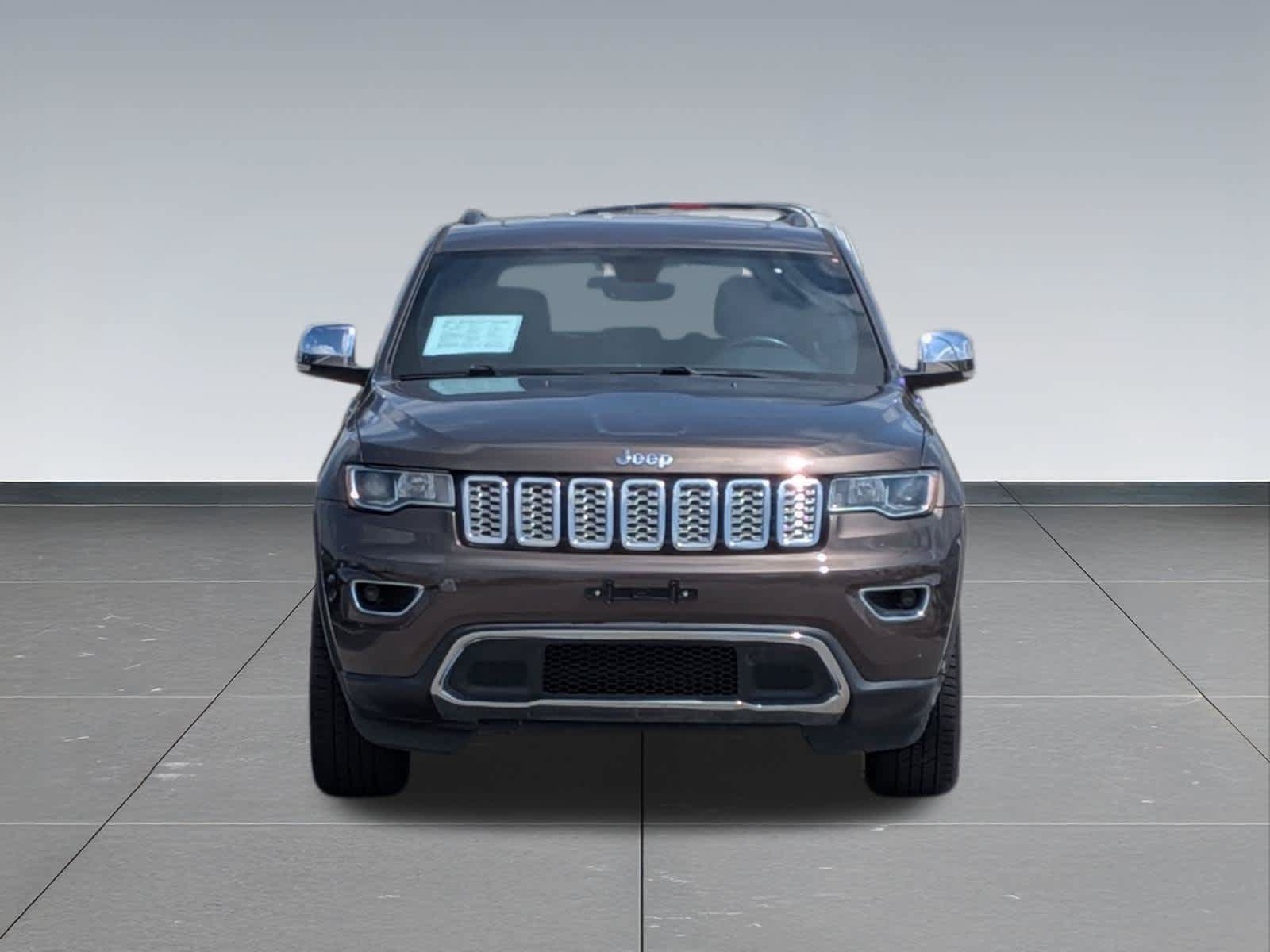 Used 2017 Jeep Grand Cherokee Limited AWD/4WD image 8