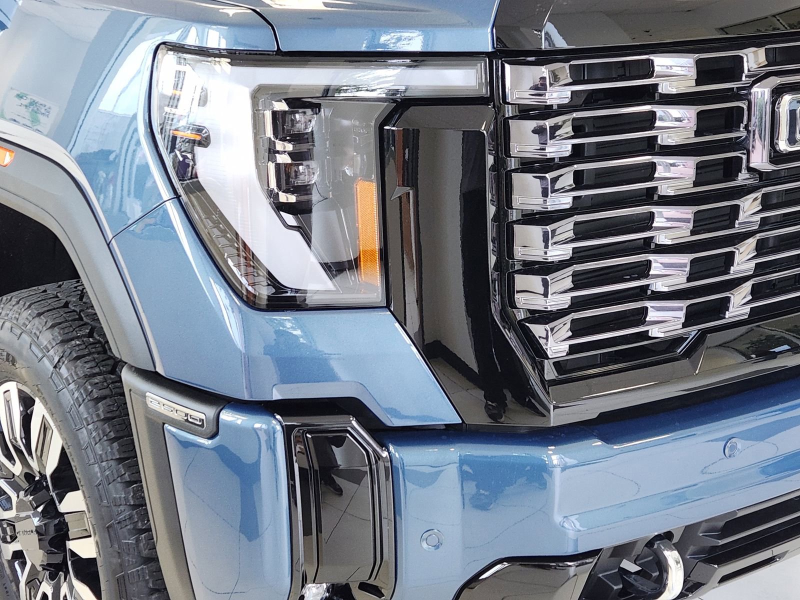 New 2026 GMC Sierra 2500 Denali Ultimate image 9