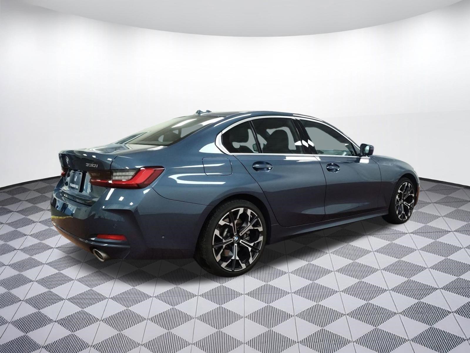 Used 2025 BMW 330i xDrive Sedan image 8