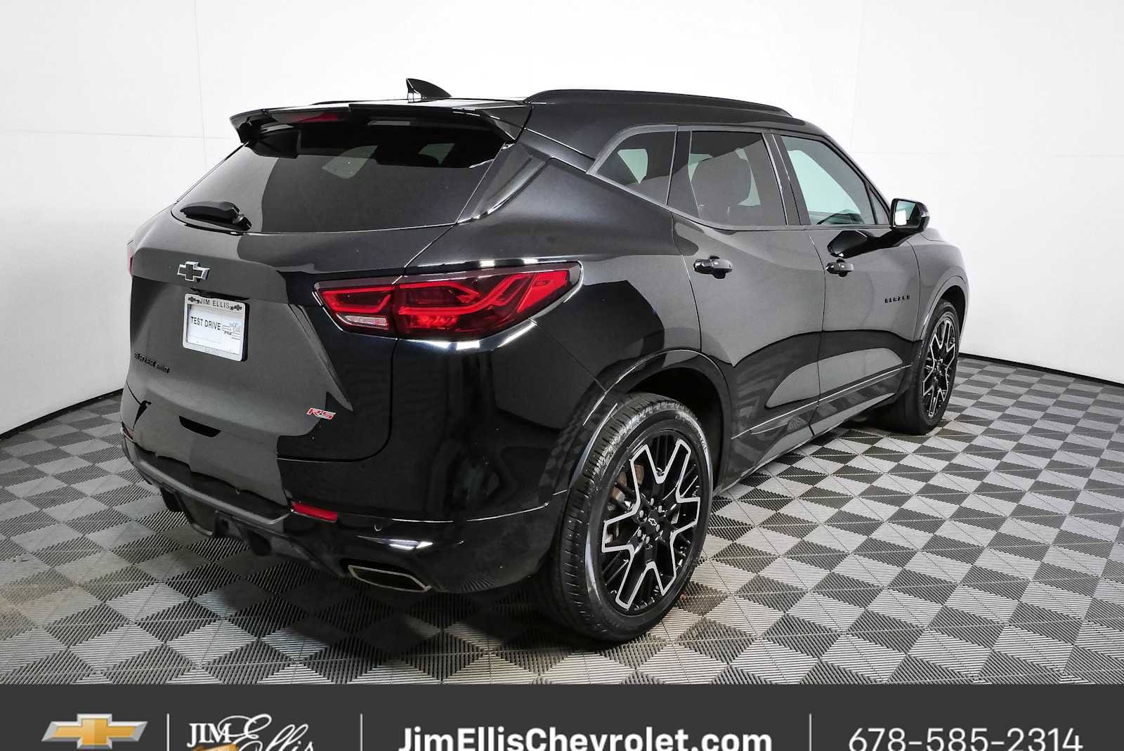 Certified 2023 Chevrolet Blazer RS w/ Driver Confidence II Package AWD/4WD image 3