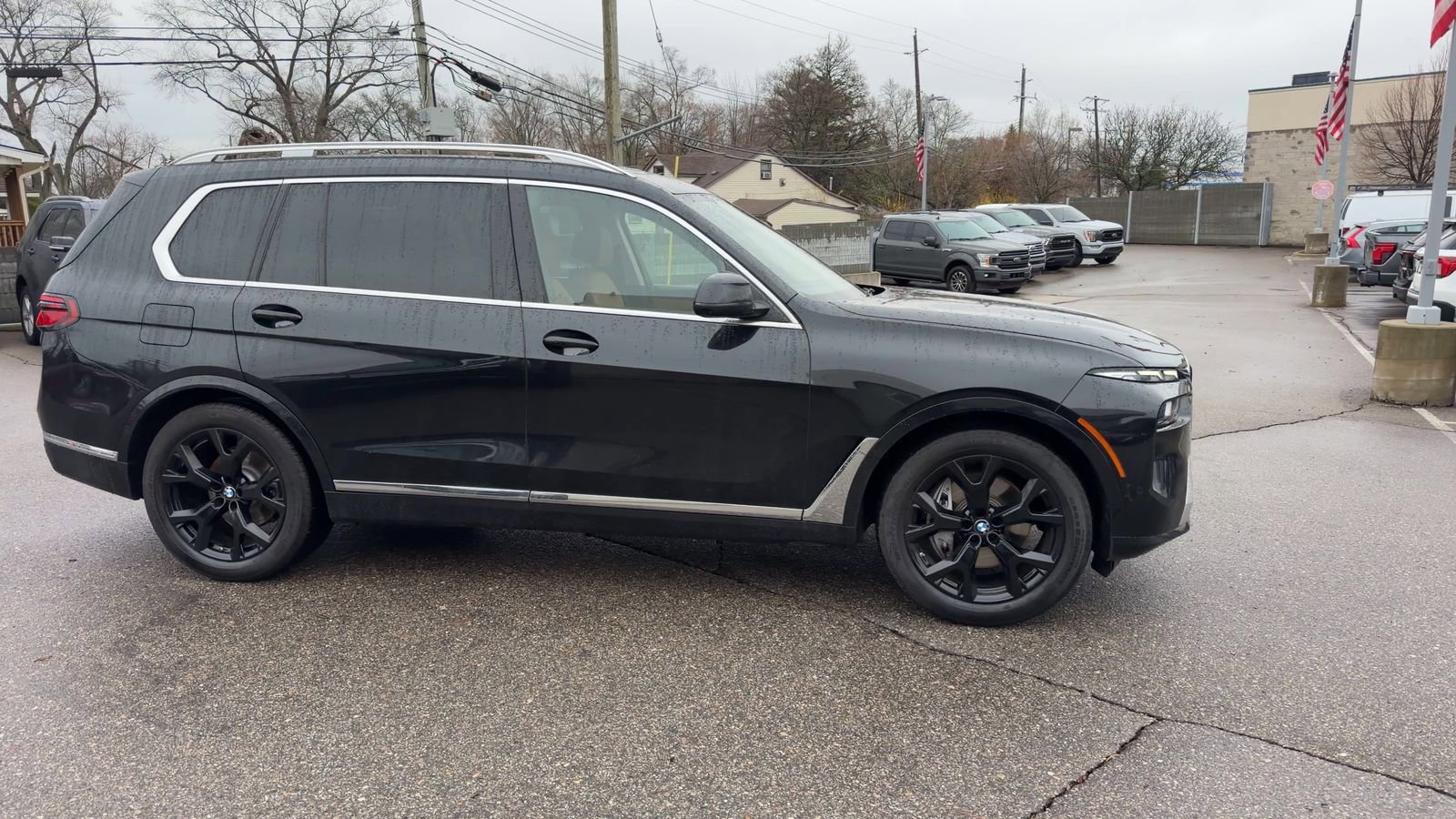 Used 2023 BMW X7 xDrive40i w/ Premium Package AWD/4WD image 12