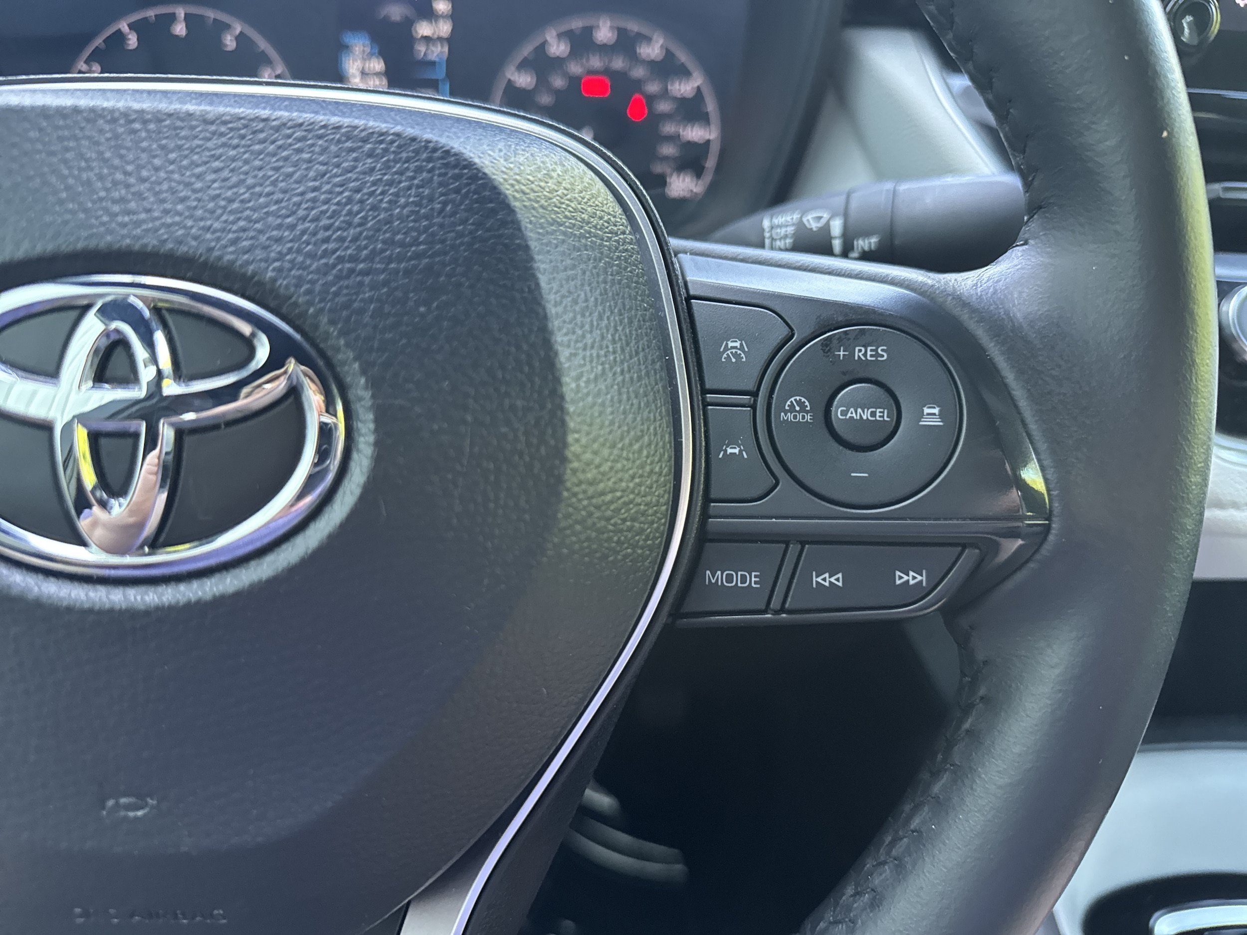 Used 2024 Toyota Corolla SE FWD image 19