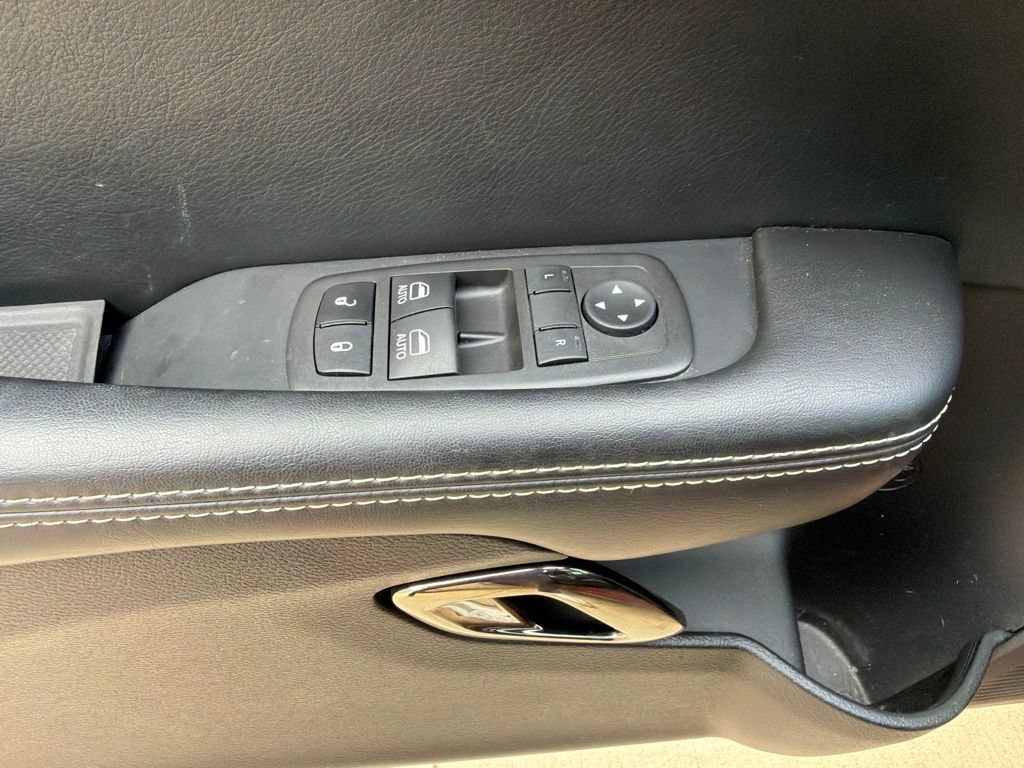 Used 2021 Dodge Challenger SRT Hellcat RWD image 14
