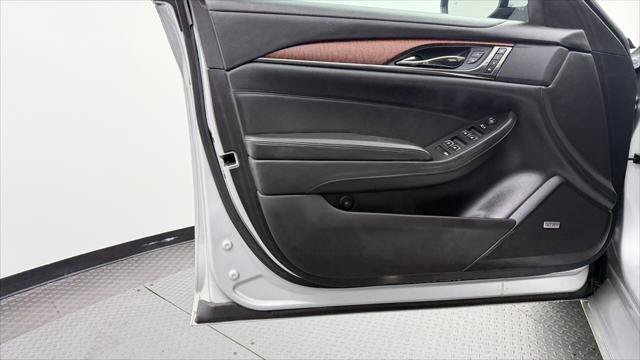 Used 2016 Cadillac CTS Luxury RWD image 13