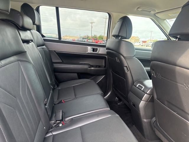 Used 2025 Hyundai Santa Fe SEL image 16