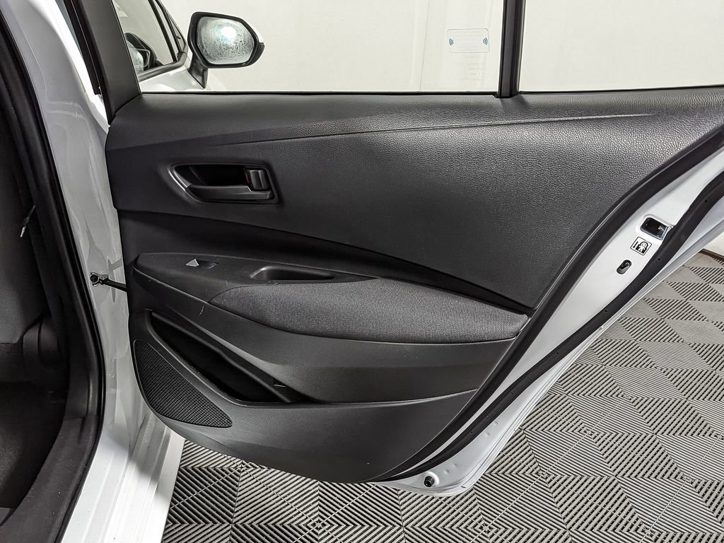 Used 2023 Toyota Corolla LE image 38