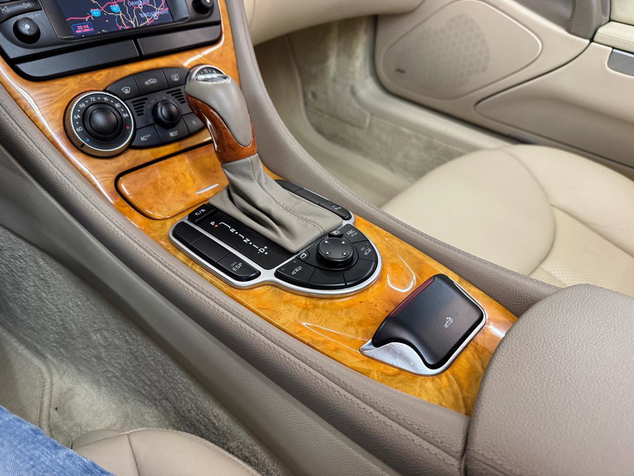 Used 2004 Mercedes-Benz SL 500 image 18