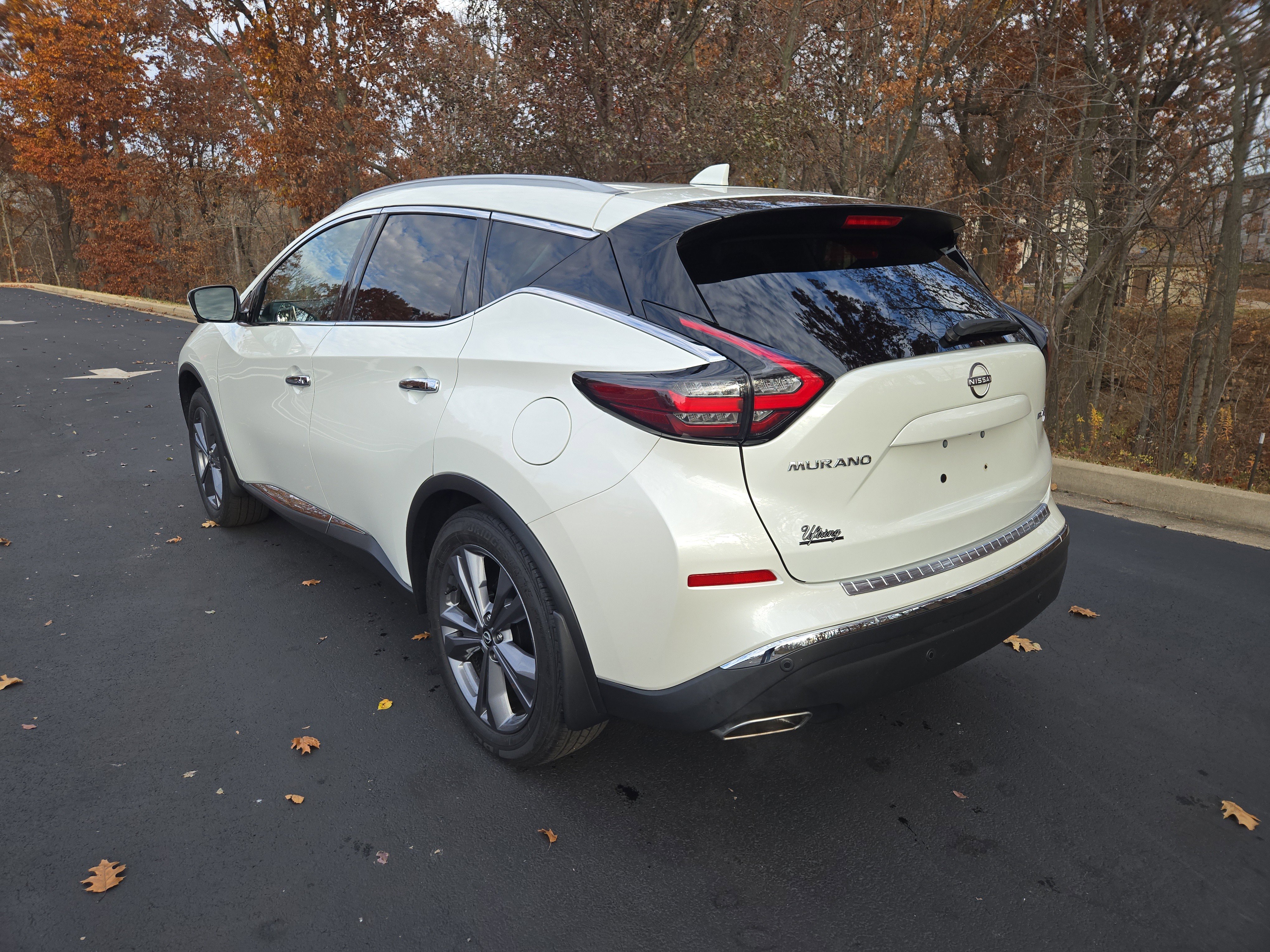 Certified 2024 Nissan Murano Platinum w/ Cargo Package image 7