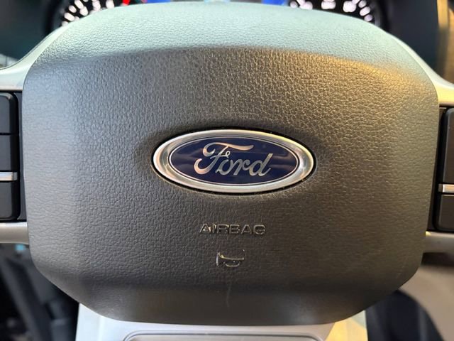 Used 2022 Ford Expedition Limited image 7