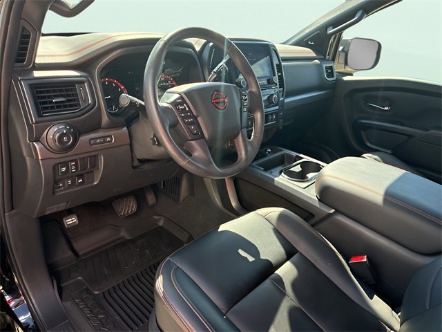 Used 2024 Nissan Titan PRO-4X w/ Pro-4x Convenience Package image 18