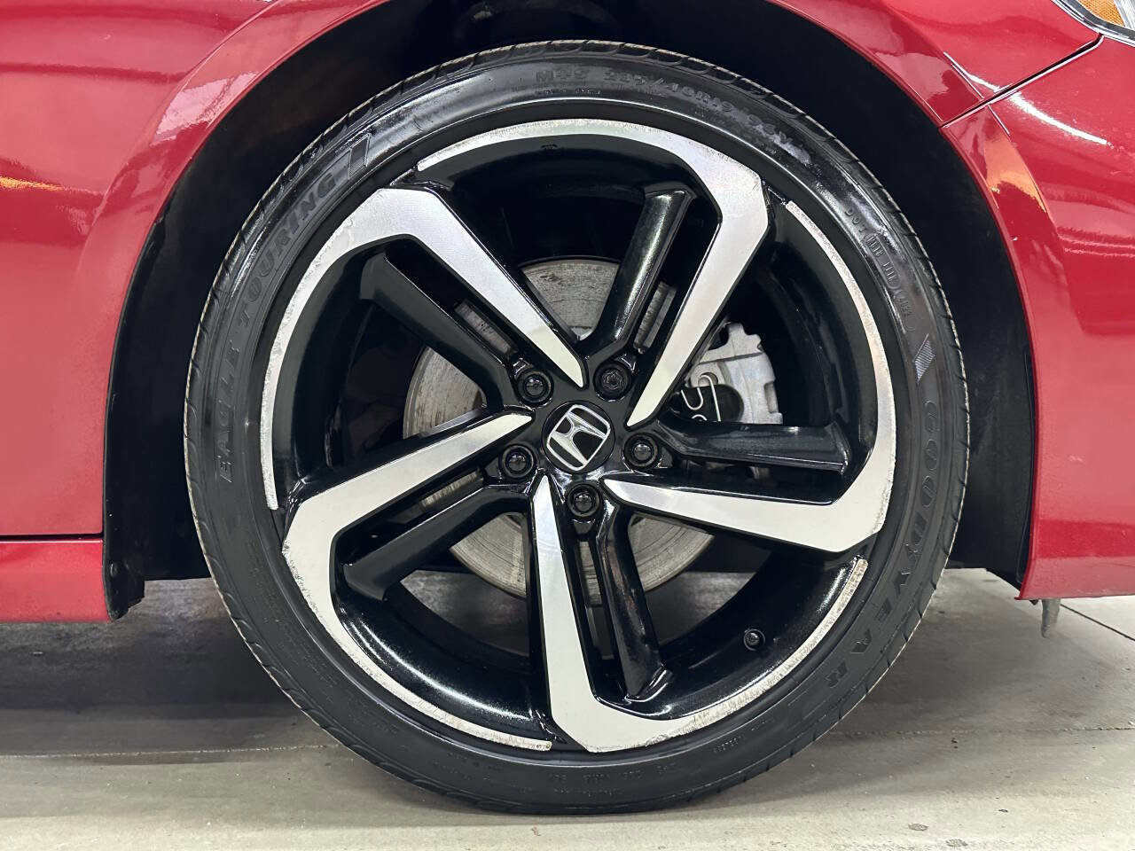 Used 2018 Honda Accord Sport image 30