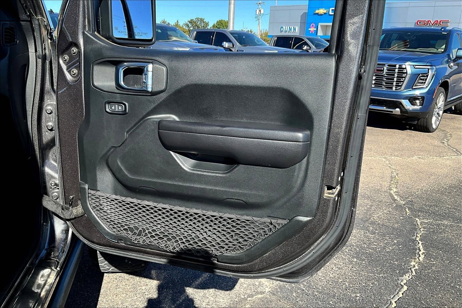 Used 2021 Jeep Wrangler Unlimited Willys image 18