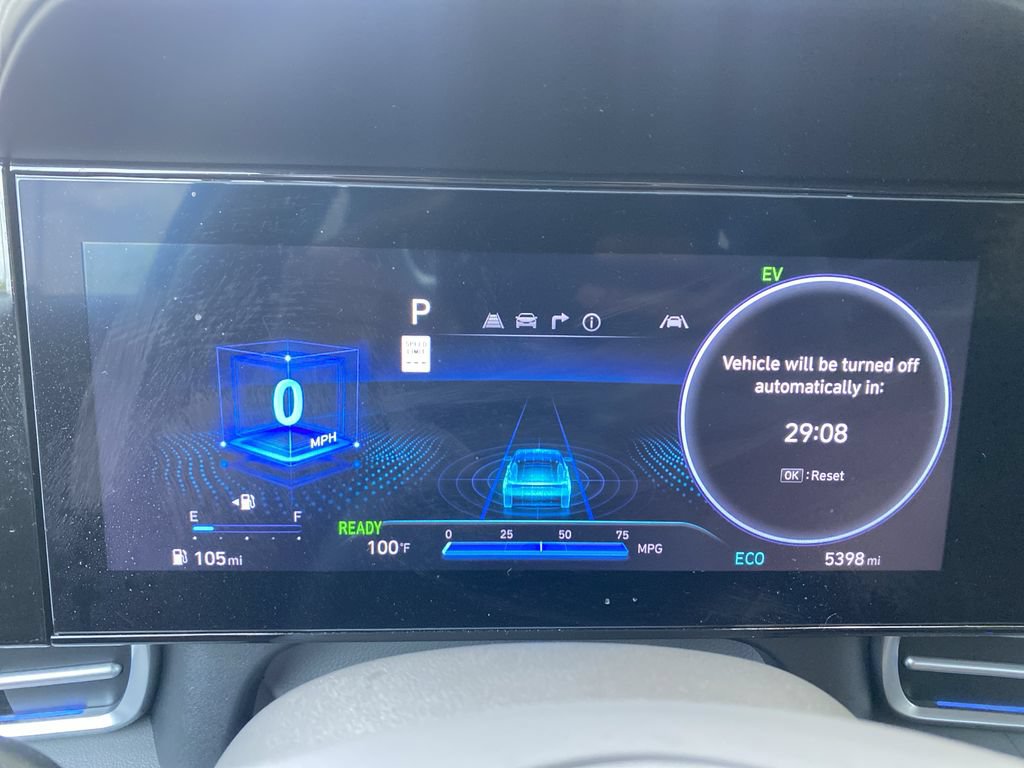 Used 2026 Hyundai Elantra SEL FWD image 32
