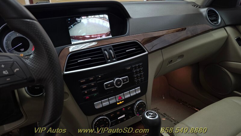 Used 2014 Mercedes-Benz C 250 Sedan image 18