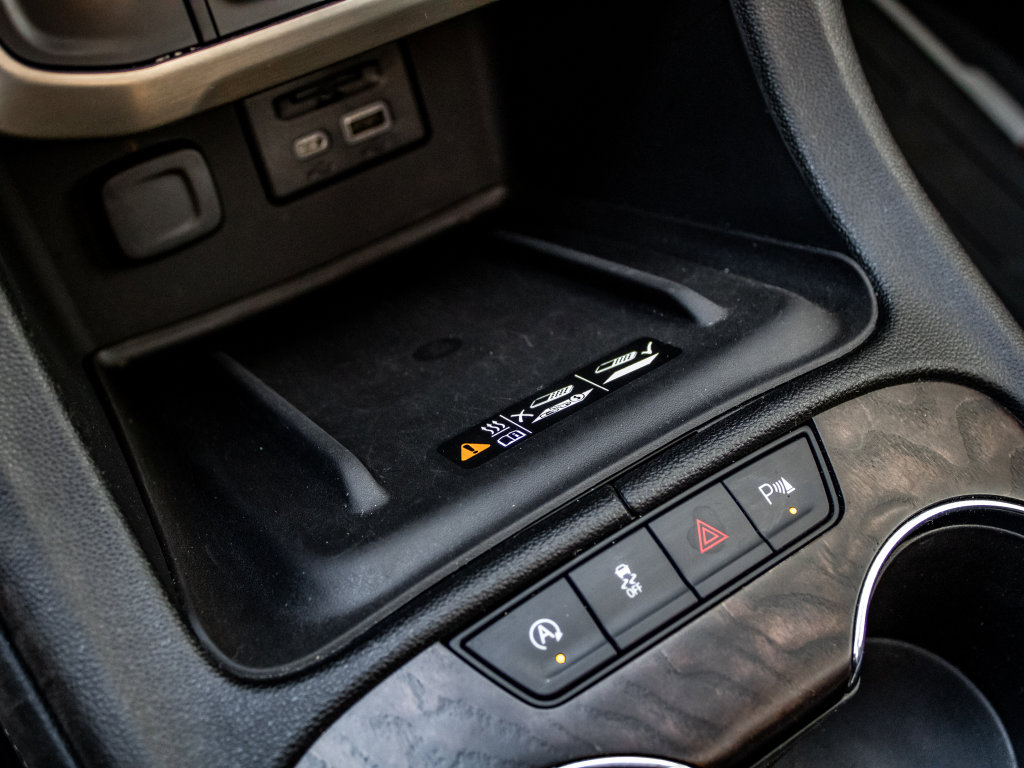 Used 2020 GMC Acadia Denali w/ Technology Package image 38