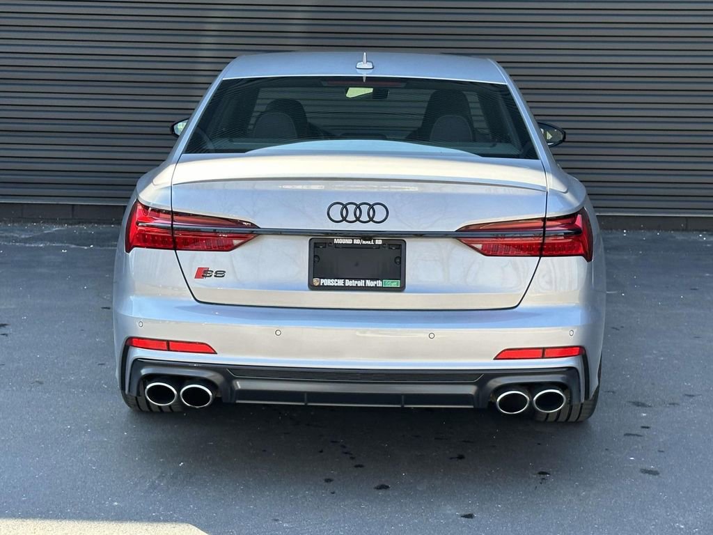 Used 2021 Audi S6 Premium Plus w/ S Sport Package image 4