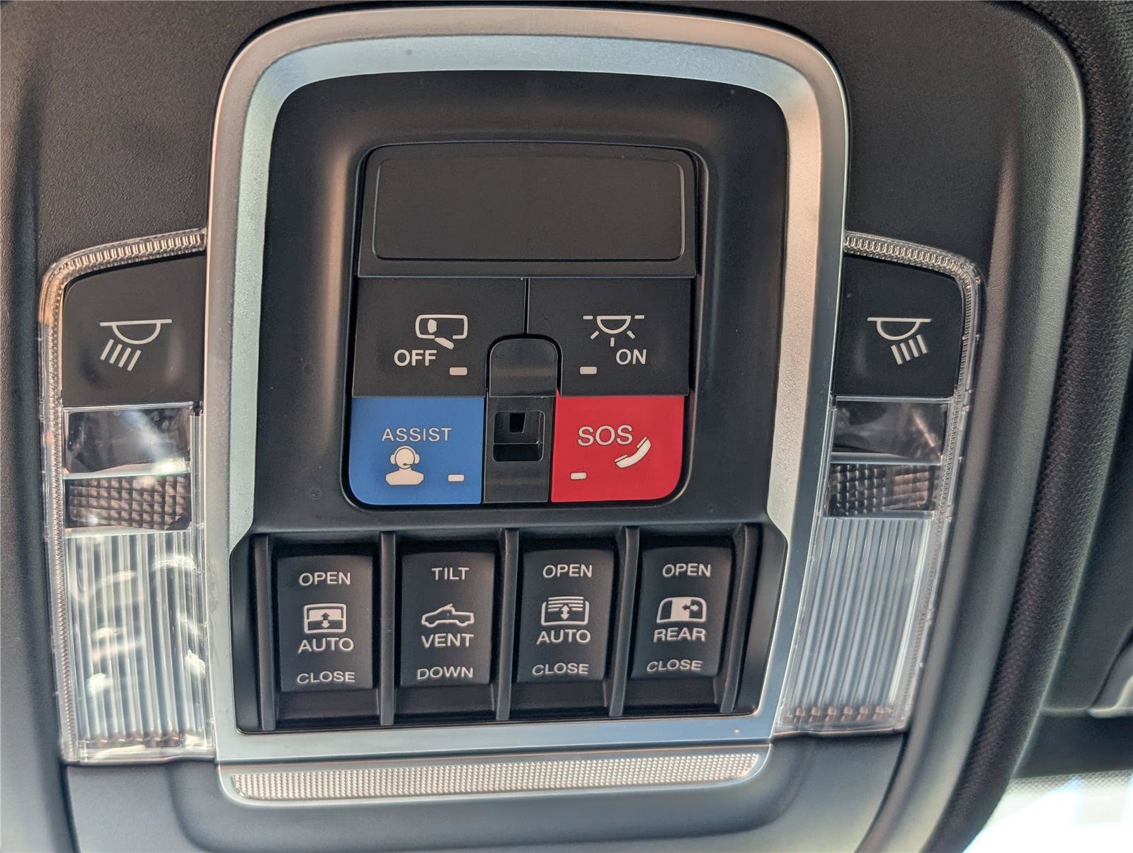 Used 2022 RAM 1500 Big Horn AWD/4WD image 35
