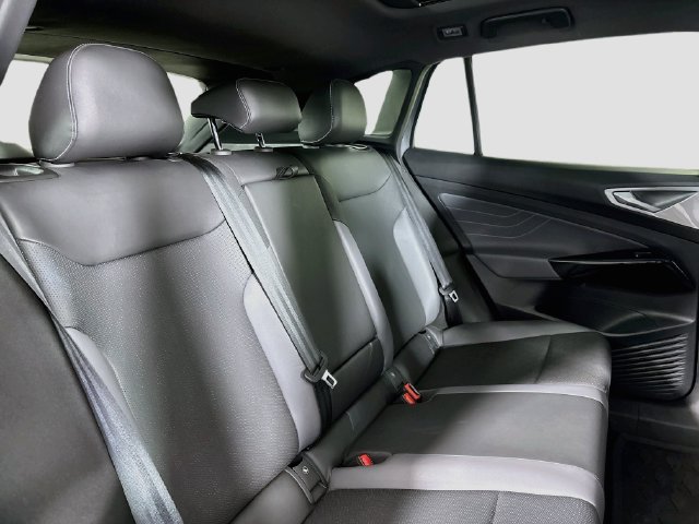 Certified 2023 Volkswagen ID.4 Pro S AWD/4WD image 30