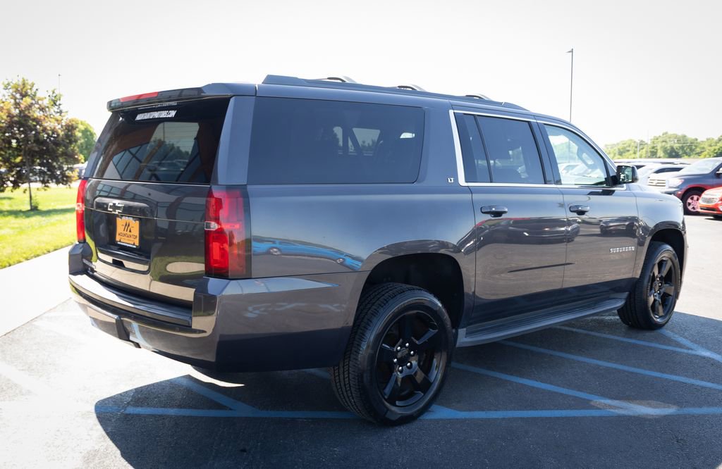 Used 2017 Chevrolet Suburban LT AWD/4WD image 33