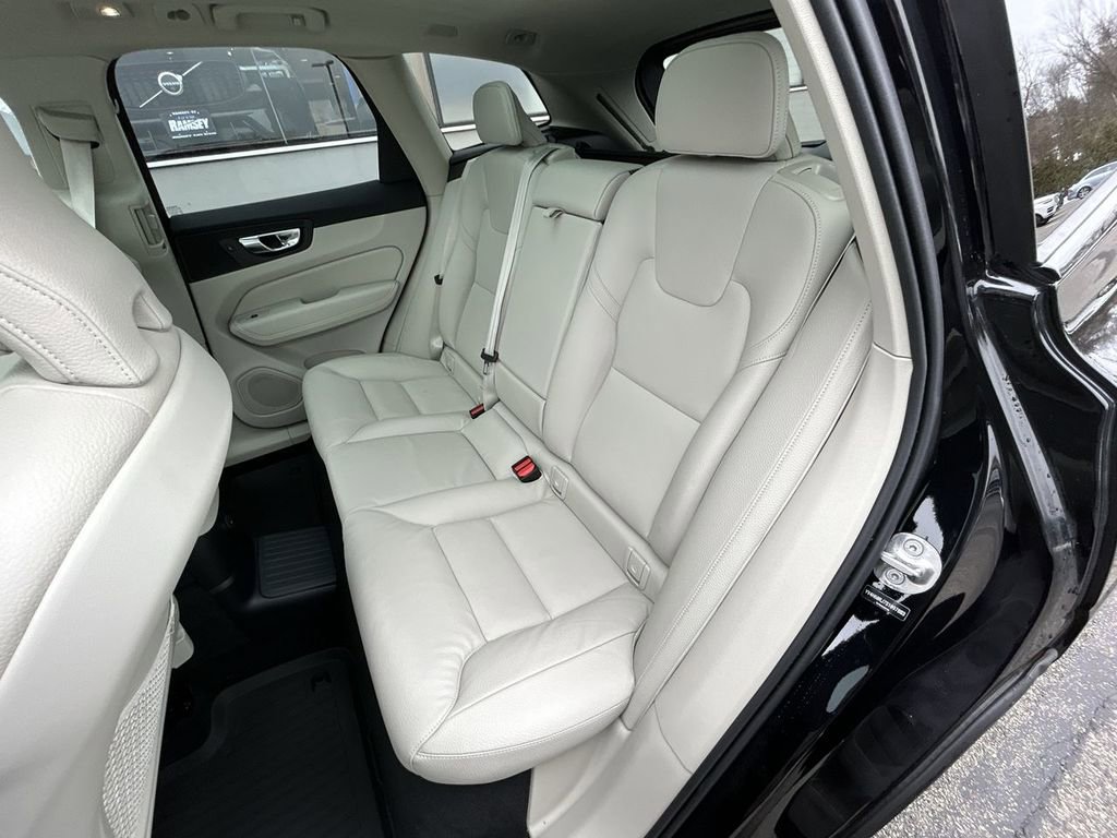 New 2025 Volvo XC60 T8 Core w/ Protection Package Premier image 13