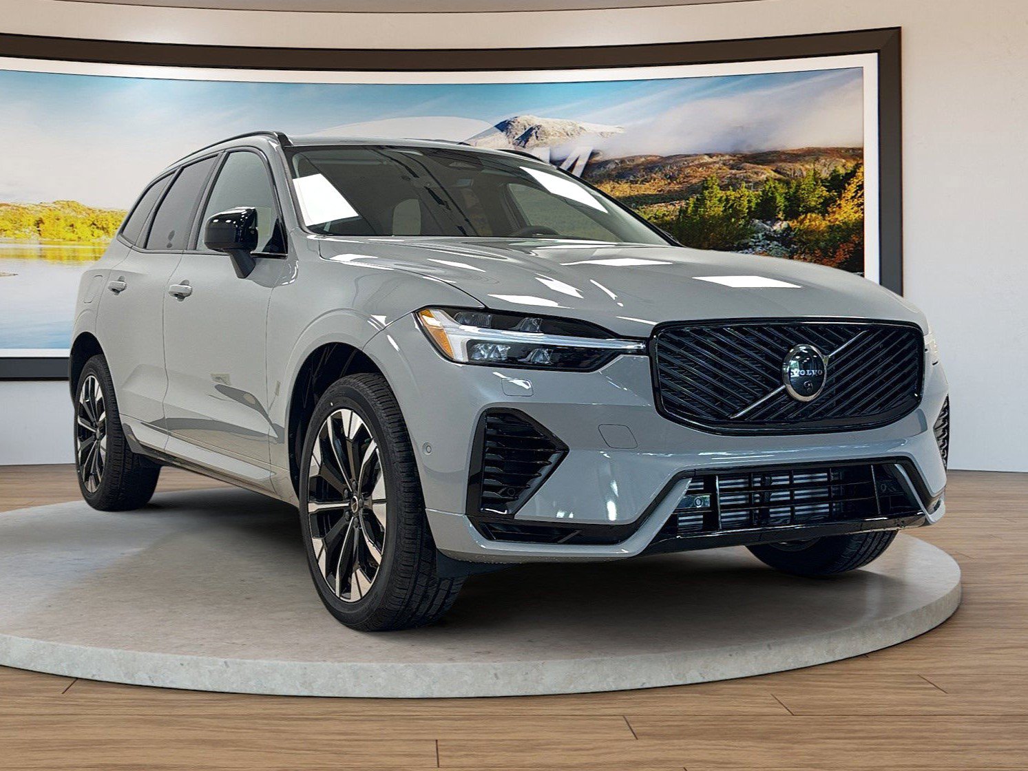 New 2026 Volvo XC60 T8 Plus w/ Protection Package Premier AWD/4WD image 3