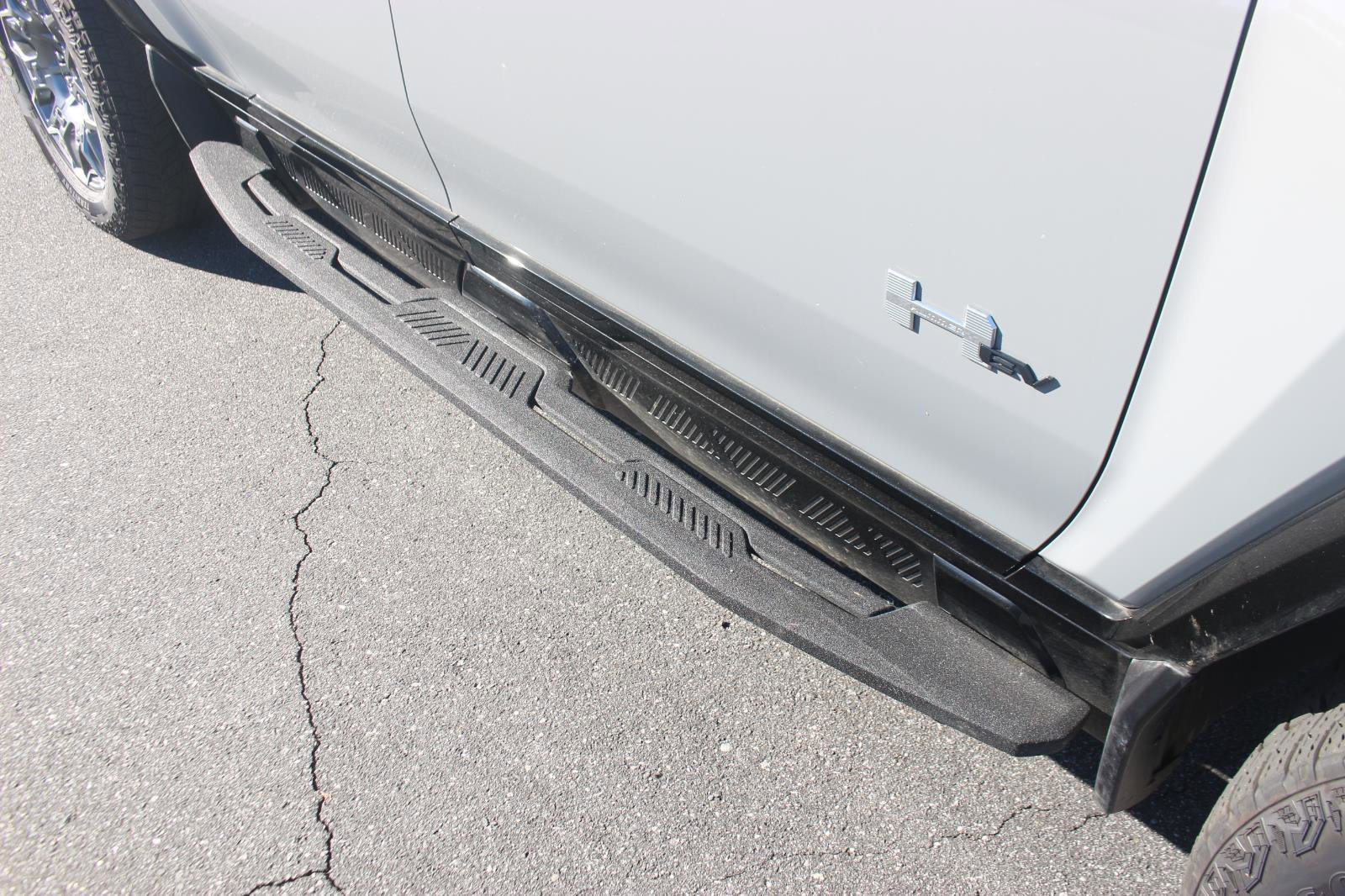 New 2025 GMC Hummer EV 3X image 24