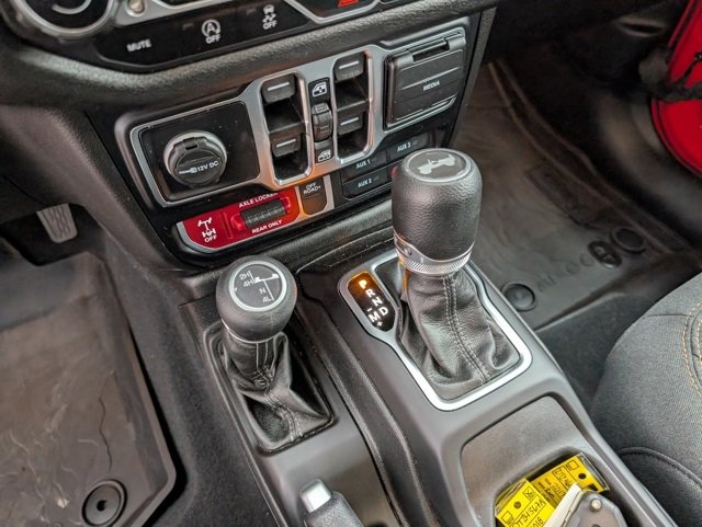 Used 2024 Jeep Wrangler Willys image 14