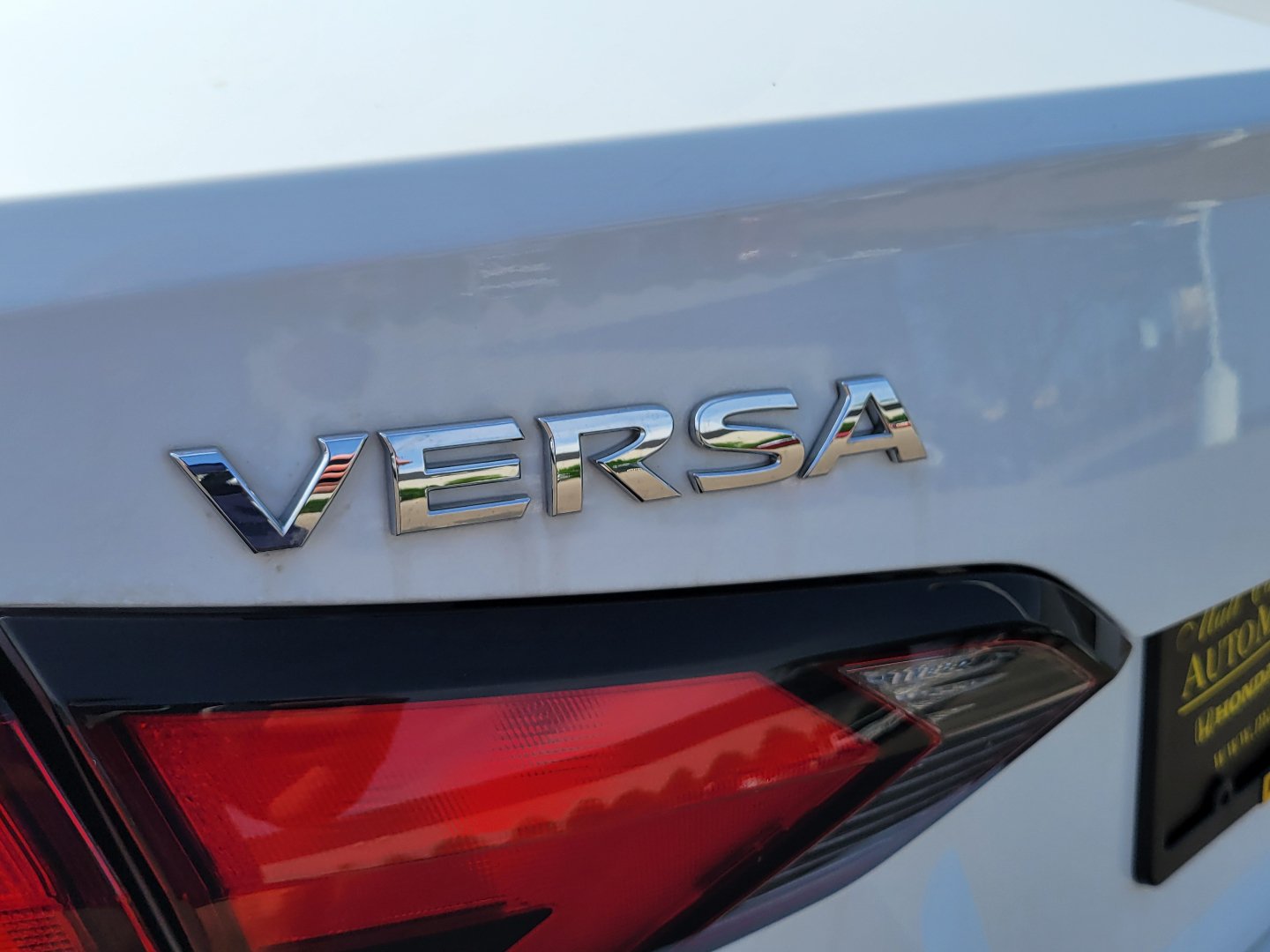 Certified 2025 Nissan Versa S w/ S Plus Package FWD image 7