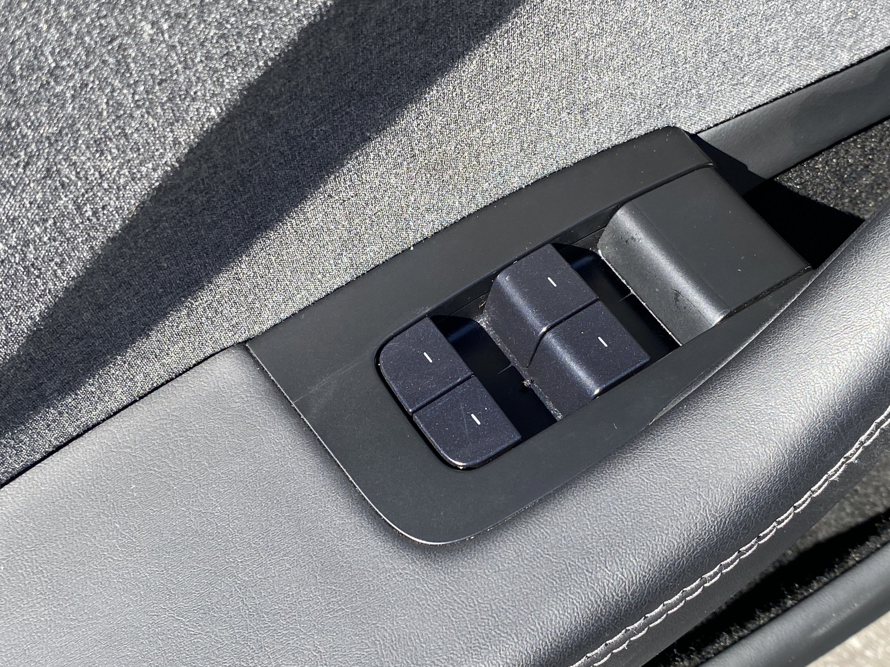 Used 2025 Tesla Model 3 Long Range RWD image 21