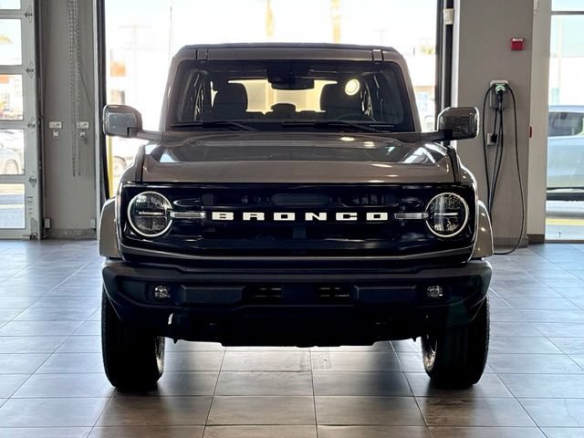 Used 2023 Ford Bronco Outer Banks AWD/4WD image 12
