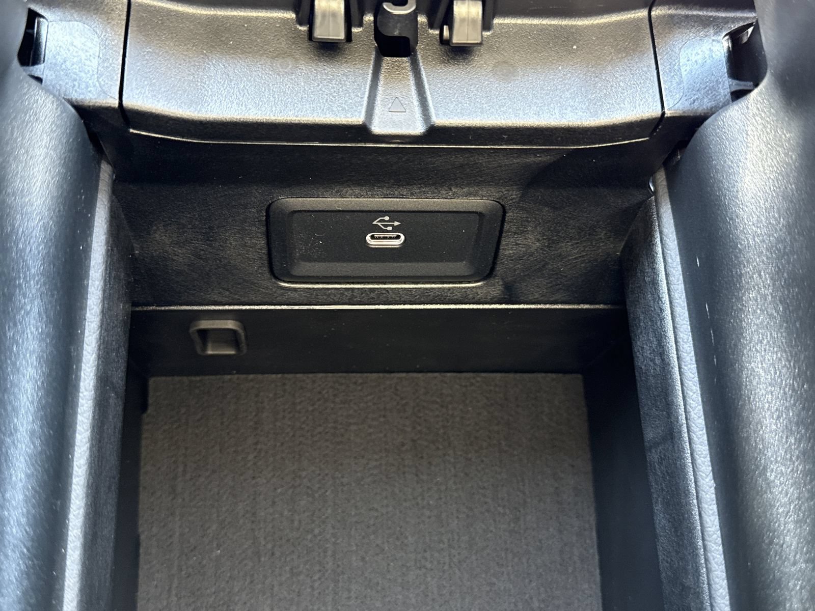 Used 2026 Mercedes-Benz E 350 Sedan image 31